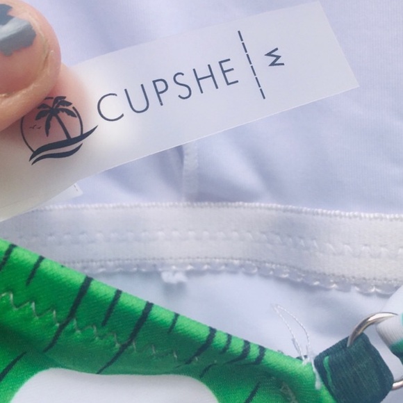 🎉HP🎉NWOT Banana Leaf One Piece Swimsuit🎉 - Picture 6 of 7